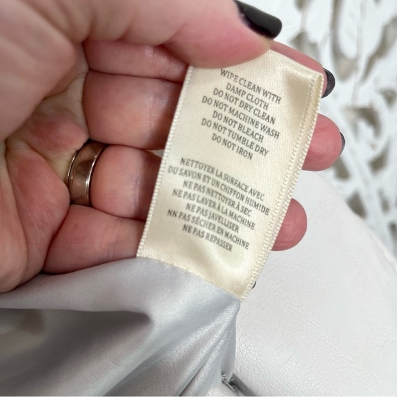 Bl-nk NYC Off White Vegan Leather Moto Jacket NWT - Picture 4 of 5